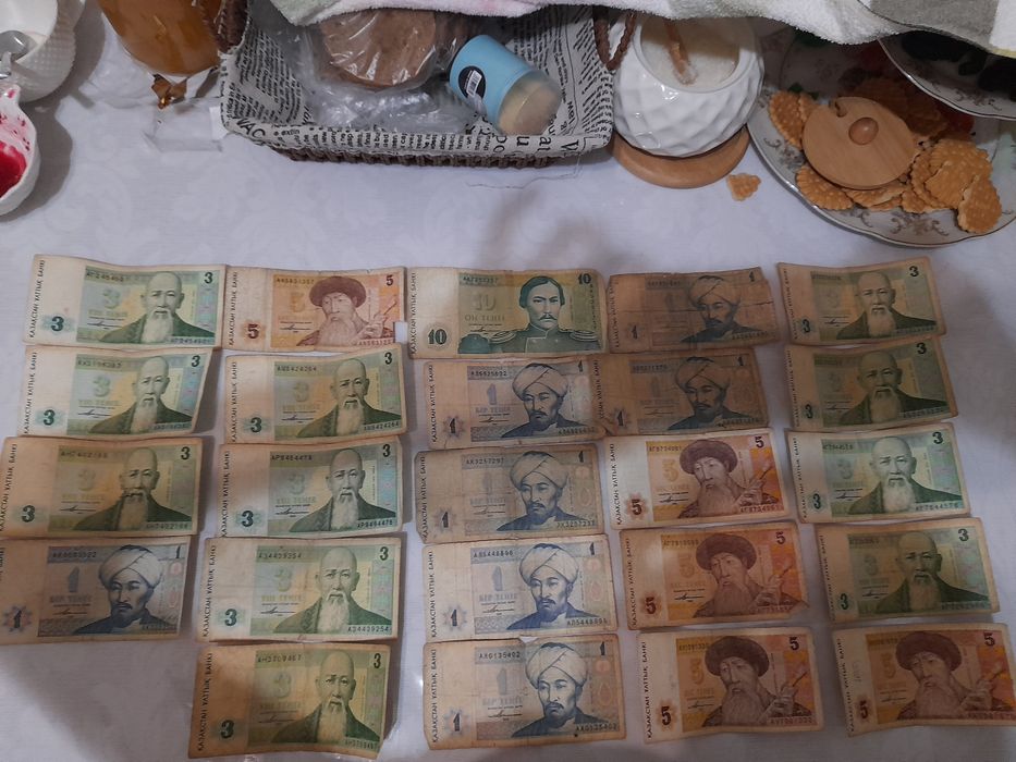 Продам старые купюры 1993 года