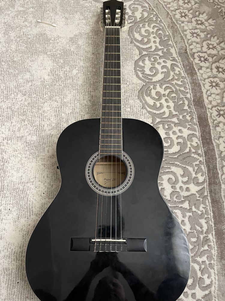 Gitara ustoz kurmagan yanag holati