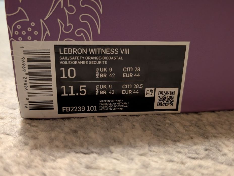 Vand Nike LeBron Witness VIII noi