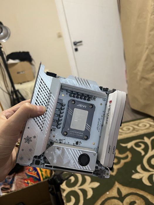 Материнская плата mini-itx B760i Snow Dream