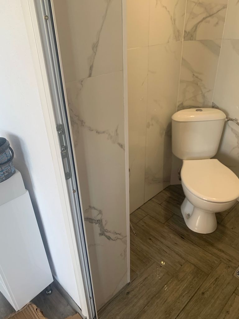 Дава се под наем Тристаен апартамент в Петрич - 88 кв.м за 25.5 € - Снимка #4