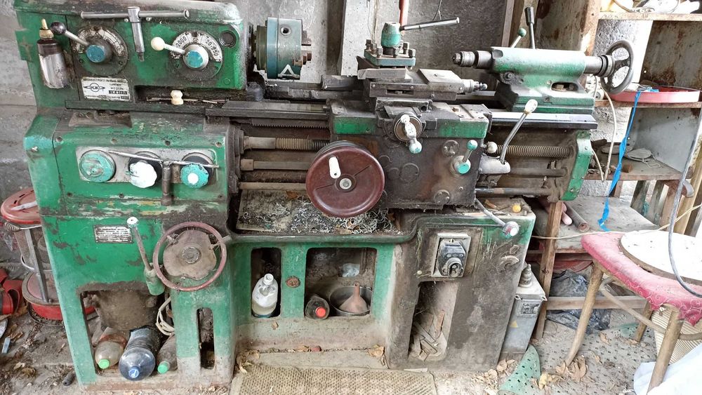 Токарный станок повышенной точности б/у продам
