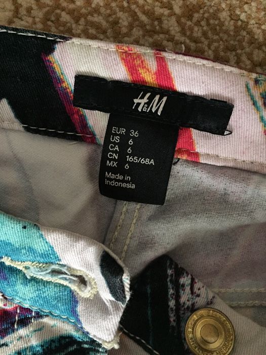 Pantaloni de dama Zara, H&M