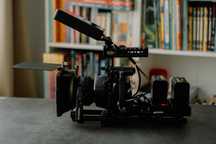 Продавам кино камера Blackmagic Pocket Cinema Camera 6K