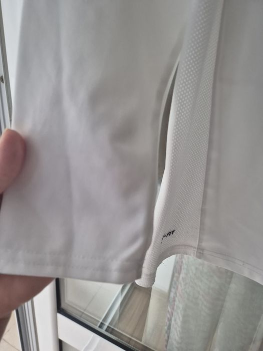 Bluza Nike Băieți L nouă