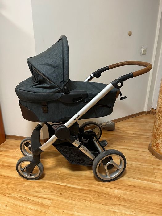 Бебешка количка Mutsy Evo
