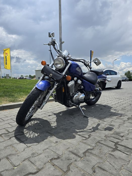 Honda Shadow VT 600 2003 cruiser