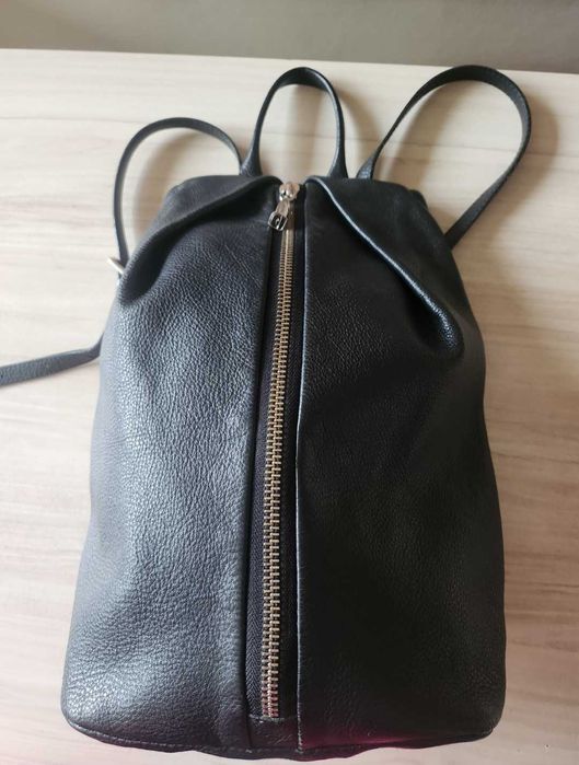 Италянски дамски раница, от естествена кожа!