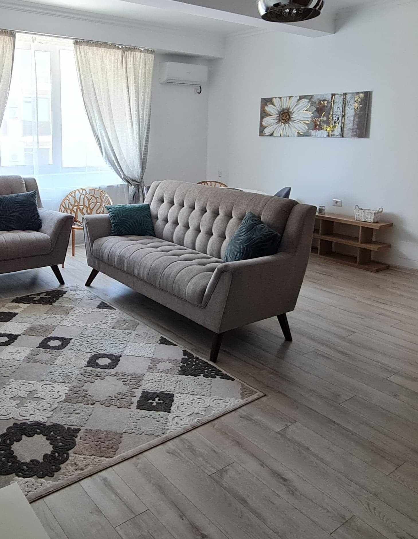 Vand apartament 2 camere