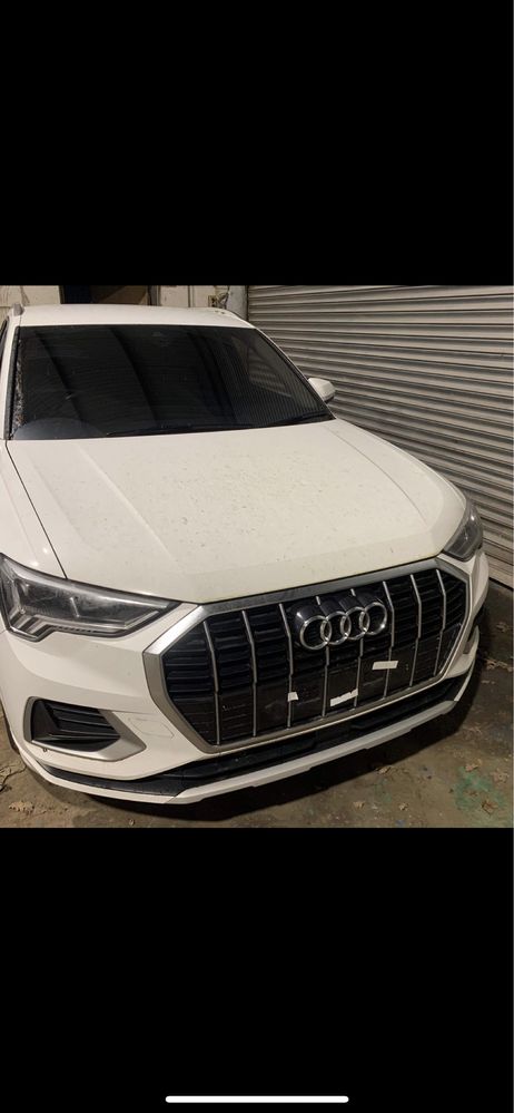 Far faruri stanga dreapta full led Audi Q3 2019-2022 dezmembrari