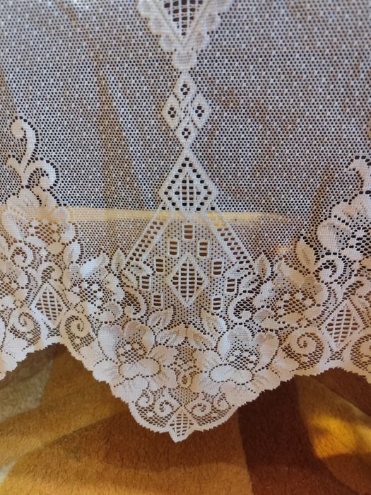 Пердета изгодно дантела