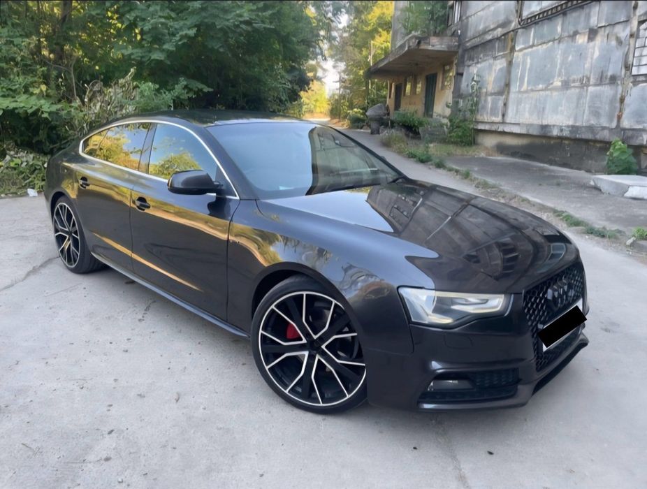 Dezmembrez Audi A5 FACELIFT 3.0D S-line