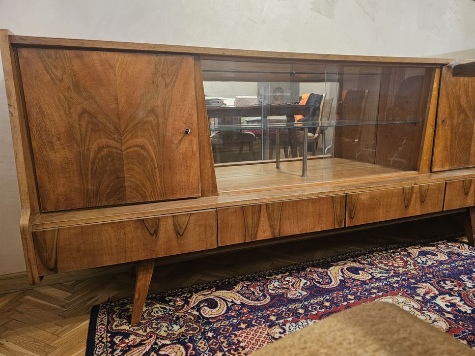 Буфет за хол  ретро мебел