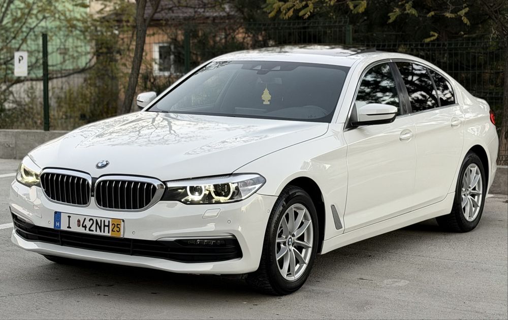 BMW G30 / Seria 5 / 2.0 / 190 CP / 2018 / Trapa / Camere / Navi mare