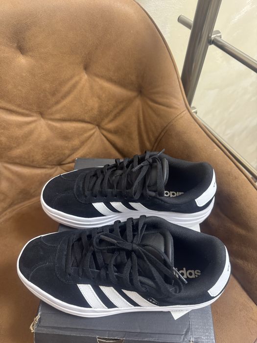 Adidas VL court bold J