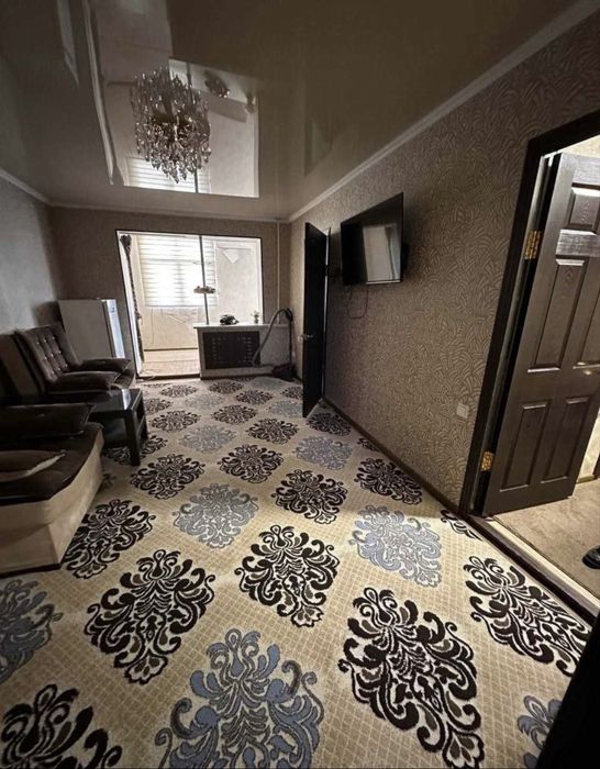 Срочно продается квартира Новомосковская 2/5/5