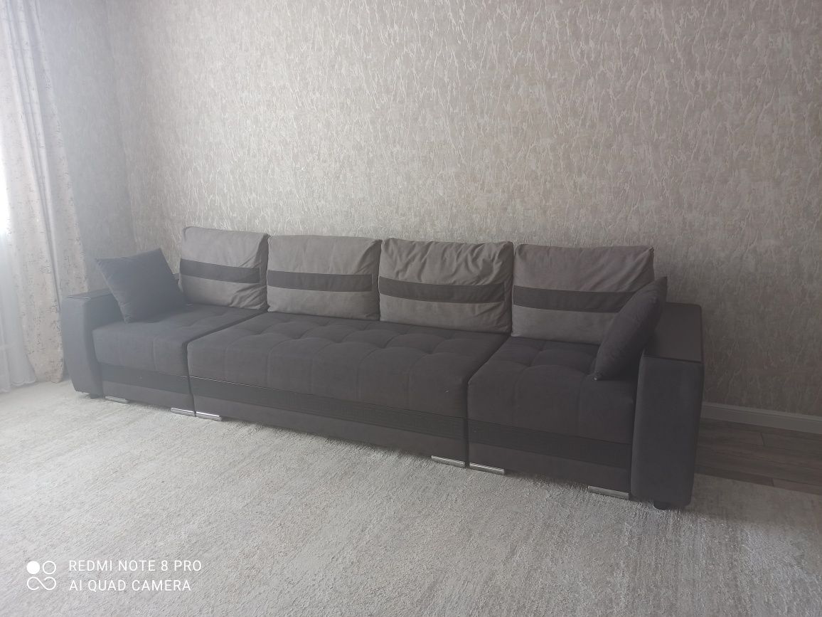 Продам диван в отличном состоянии