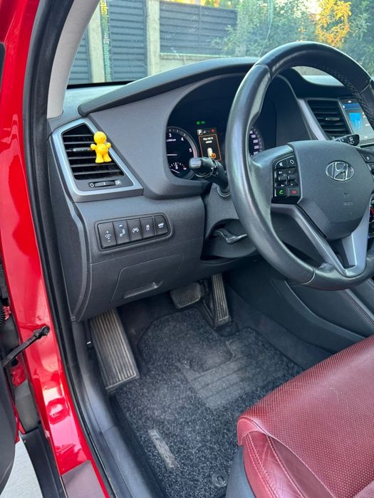 Hyundai Tucson  Luxury