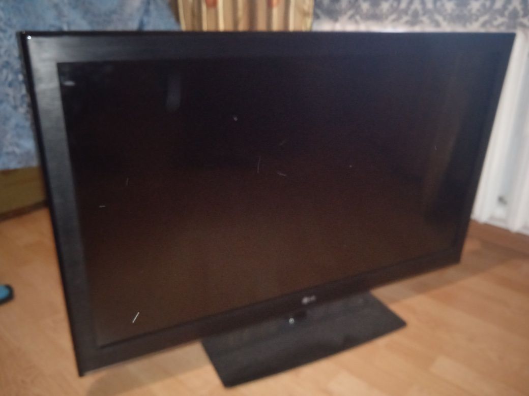 Телевизор LG 2012