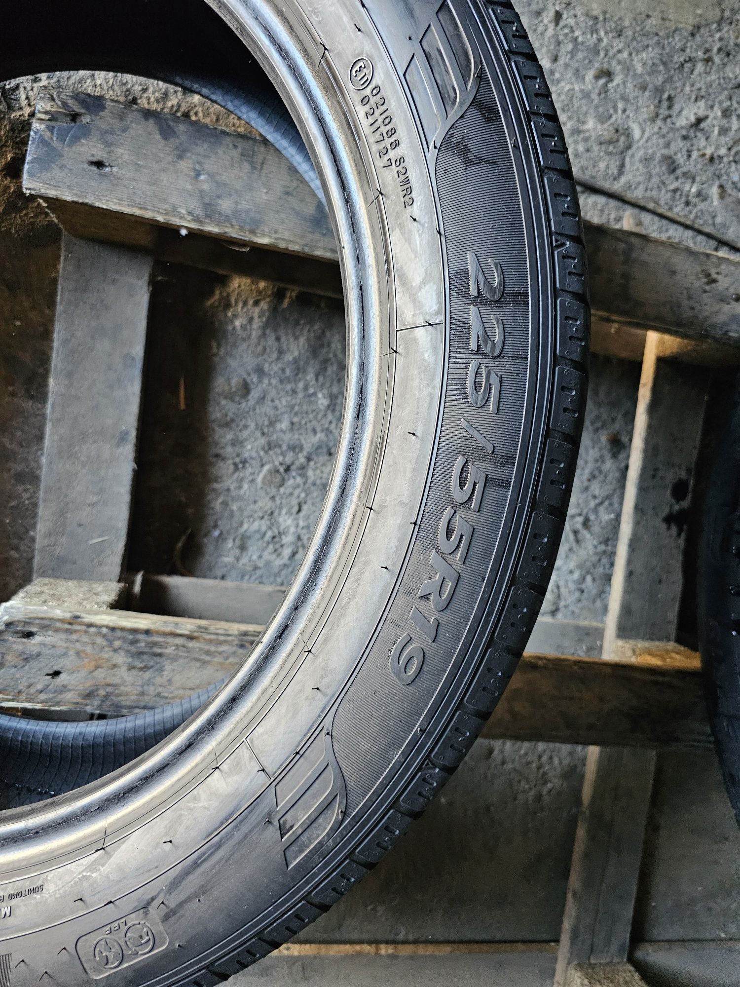 2 anvelope vara 225 55 19 Goodyear