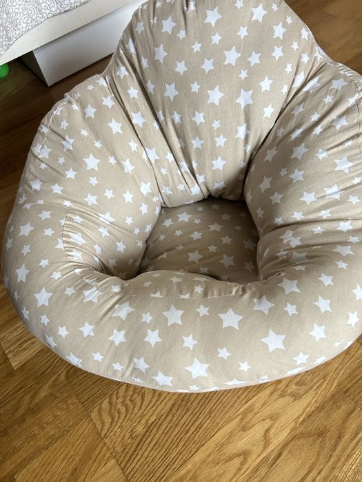 Продам сидение для малышей