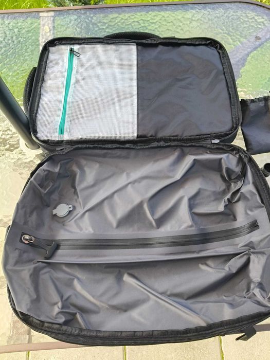Ghiozdan/Rucsac cu pompa vacuum - extensibil 46*30*16cm