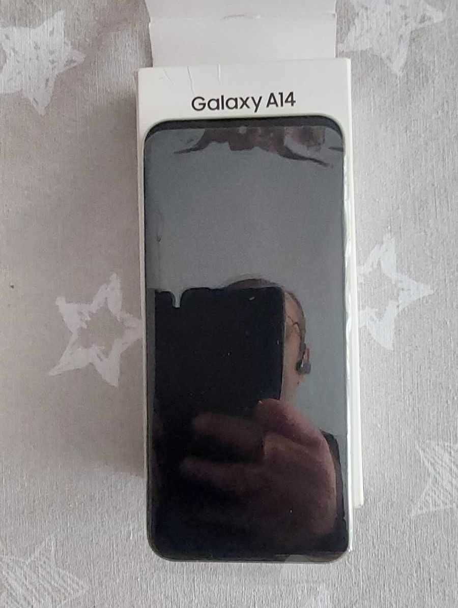 Smartphone Samsung Galaxy A14 nou.