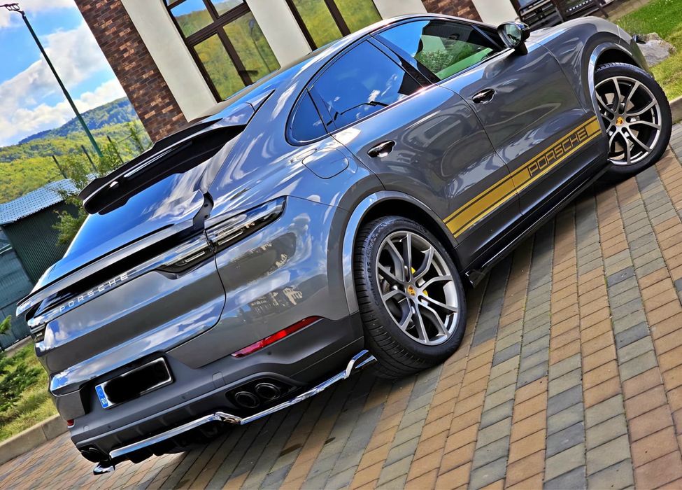Porsche Cayenne Coupe GTS pack [accept UNELE variante +/-]