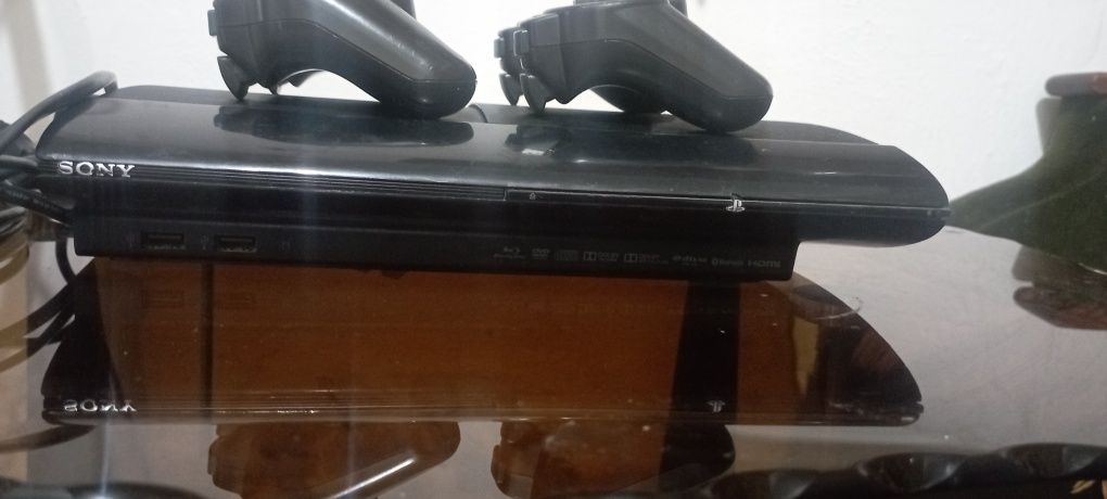 Продаёться игровая приставка Ps3