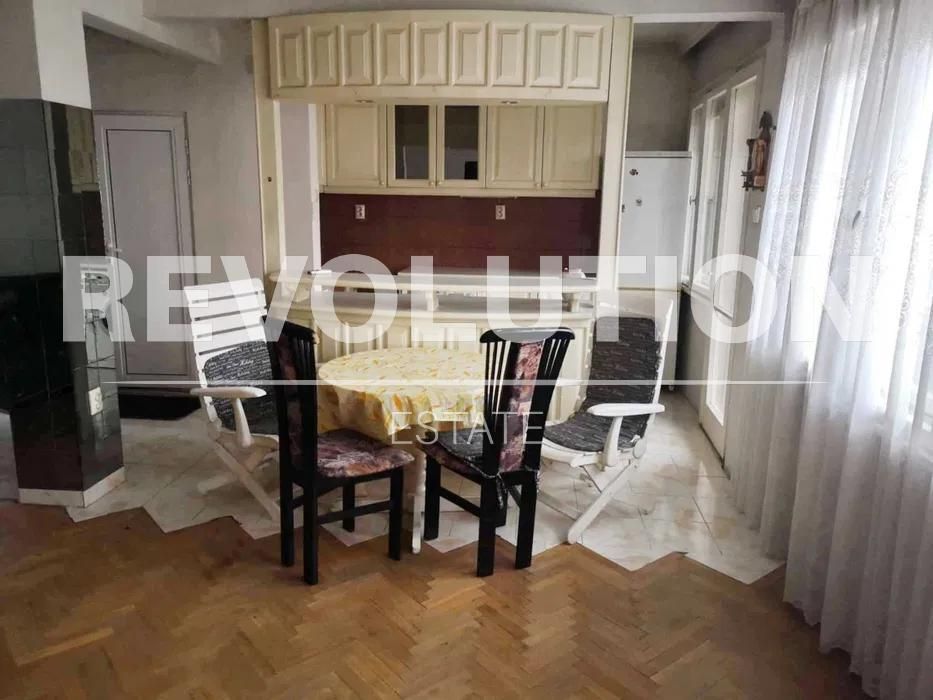 Дава се под наем Двустаен апартамент в Варна, Спортна зала - 60 кв.м за 450 € - Снимка #1