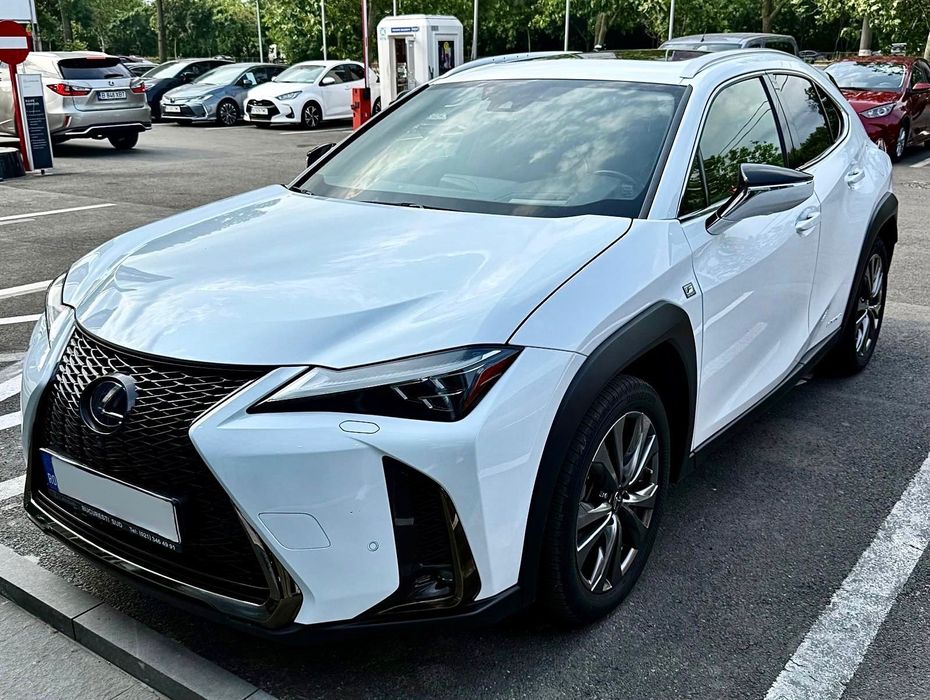 Lexus UX F Sport Premium - 4x4 -In Garantie Mark Levinson Scaune Racire