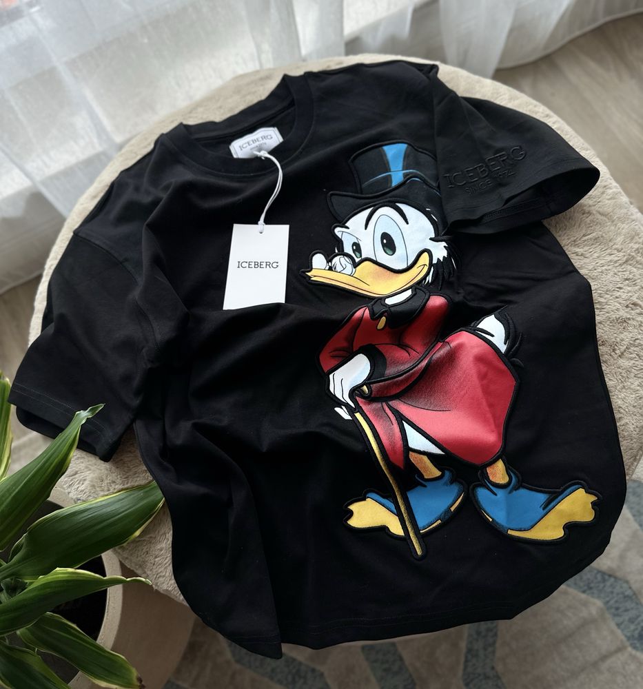 Tricou Iceberg Calitate Superioara/Premium Nou – mărimea M