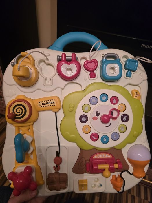 Интерактивна дъска/ Busy board