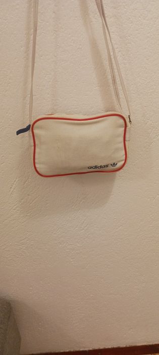 Дамска спортна чанта Adidas