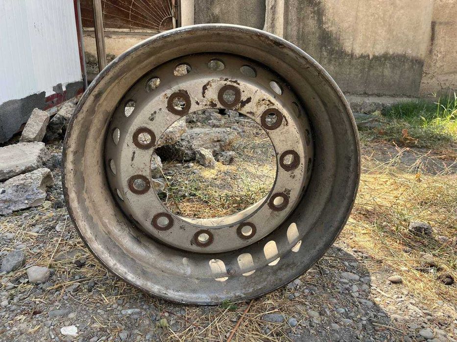 Диски на прицеп бочка 22,5 schmitz