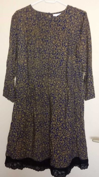 Рокля H&M размер 44 и рокля Waikiki 42 размер