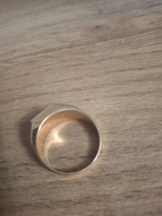 Продам печатка золото