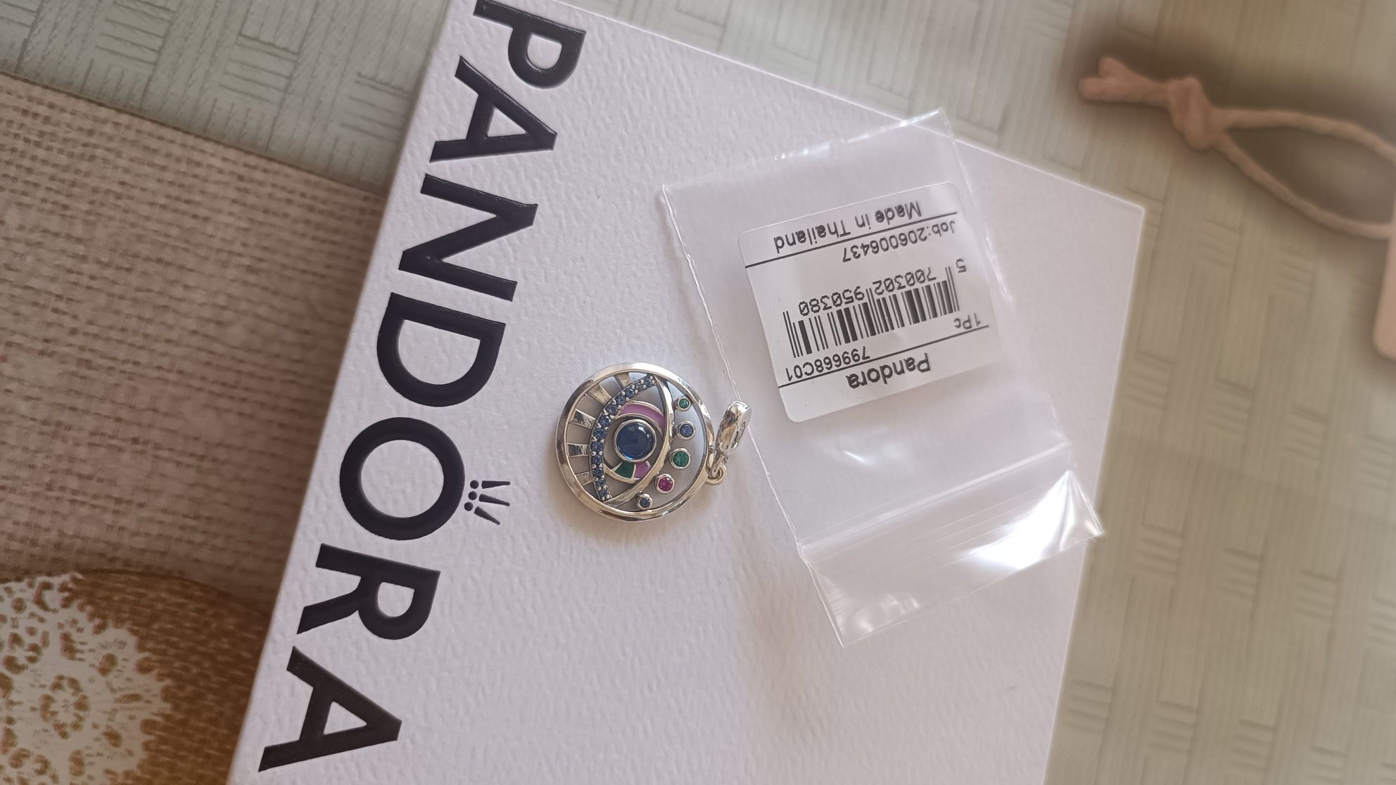 Продавам артикули на Pandora