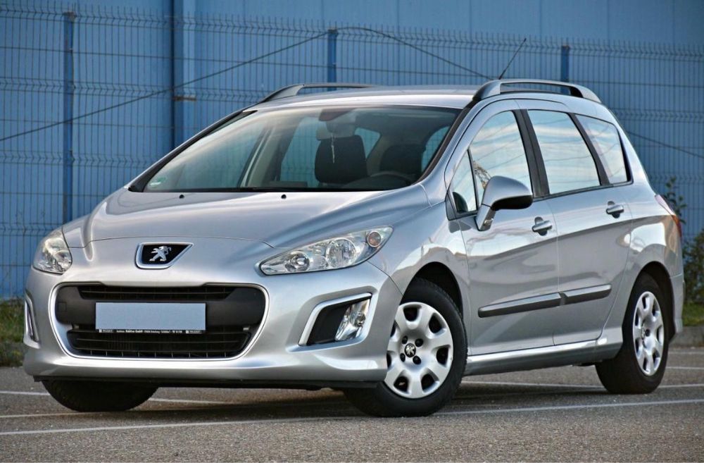 Peugeot 308 1.6HDI, Automat, senzori, navigatie mare, incalzire scaune