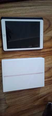 Ipad pro 9.7 128 gb ideal 200$