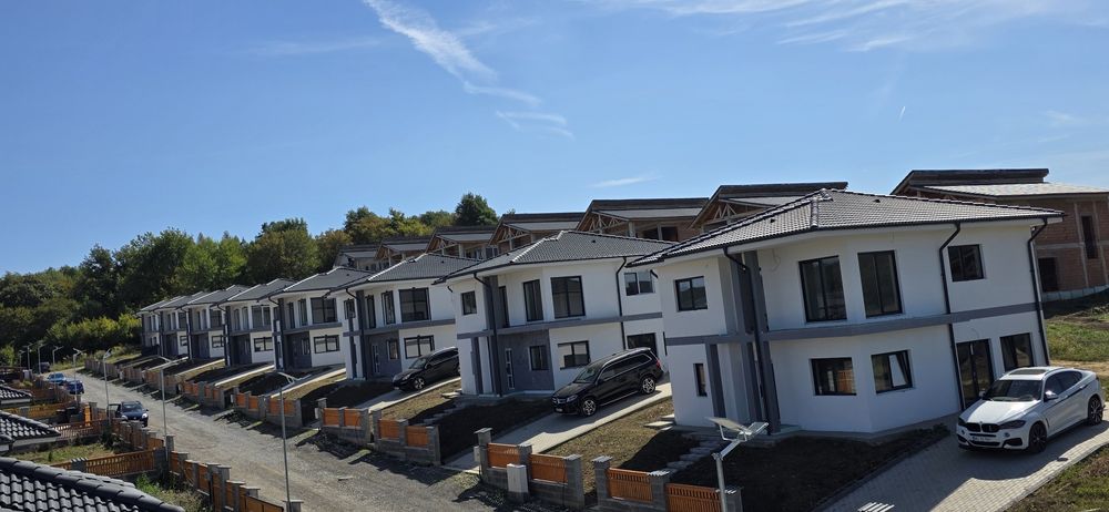 Case de vanzare. Panorama Residence