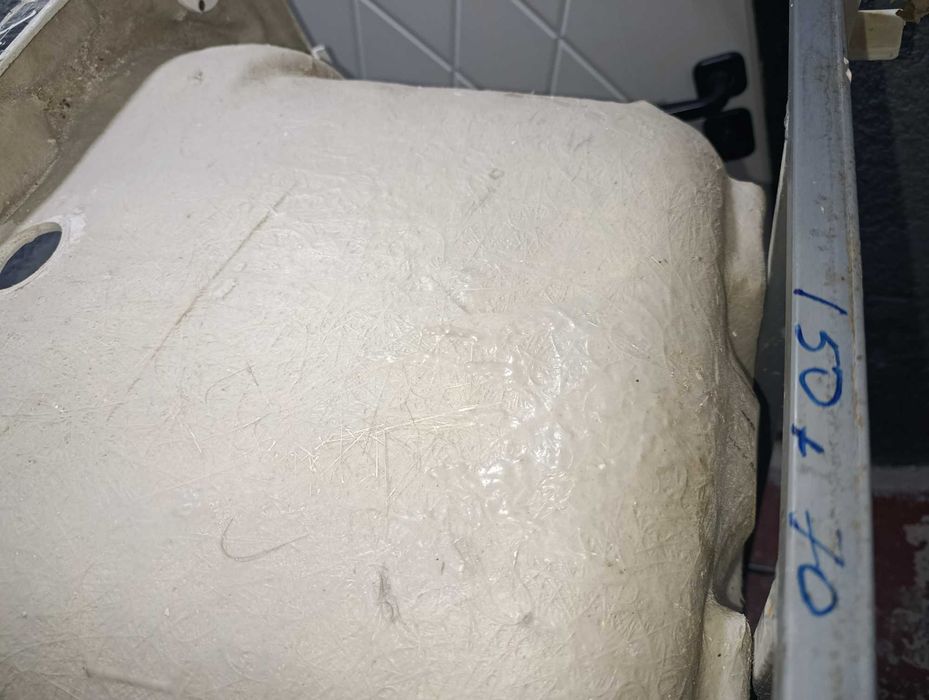 Ванная с экраном 1500×700