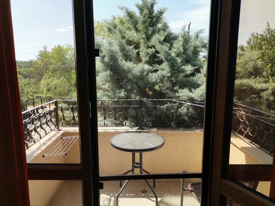 Дава се под наем Едностаен апартамент в Варна, Център - 20 кв.м за 400 € - Снимка #1