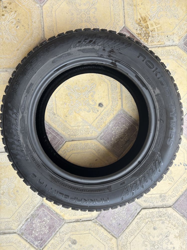 Зимние шины Nokian Hakkapeliitta 9 185/65 R15, шипованные,комплект 4шт