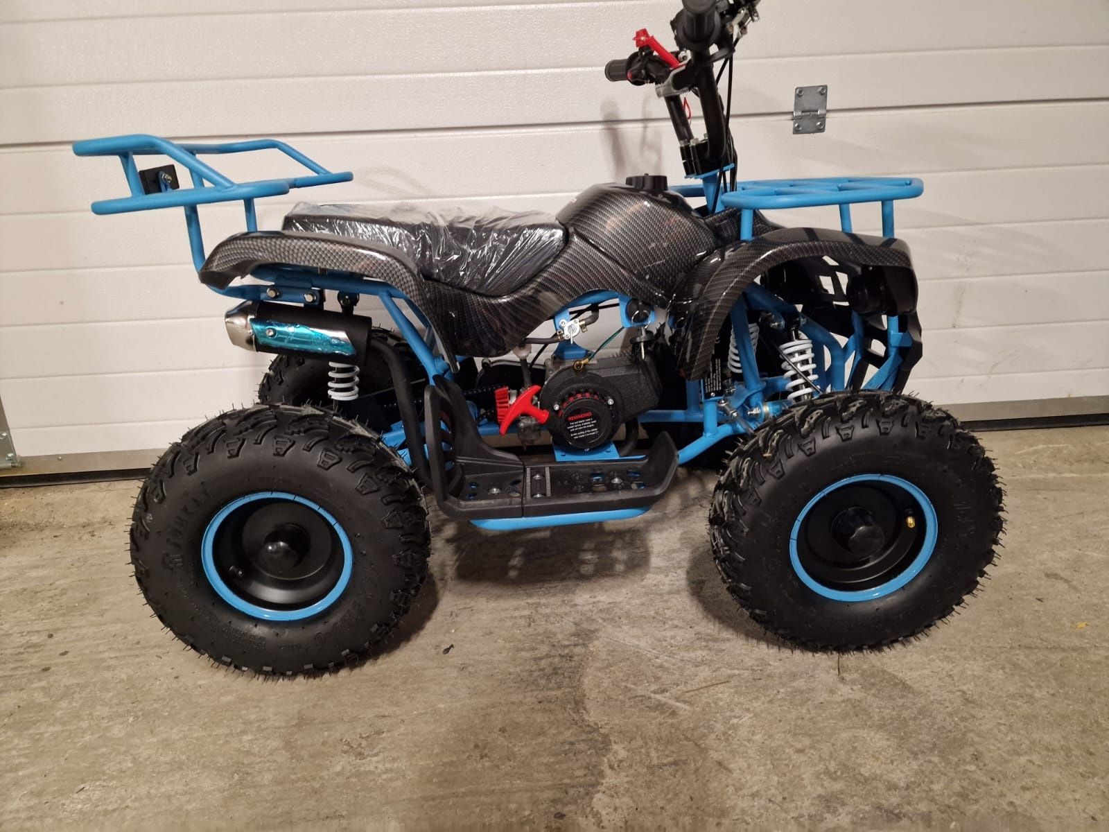 Mini Atv Quad Ultra adus din pentru copii cu motor pe benzina 50 cc