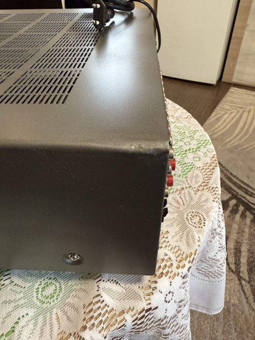 Yamaha RX-V559 resiver