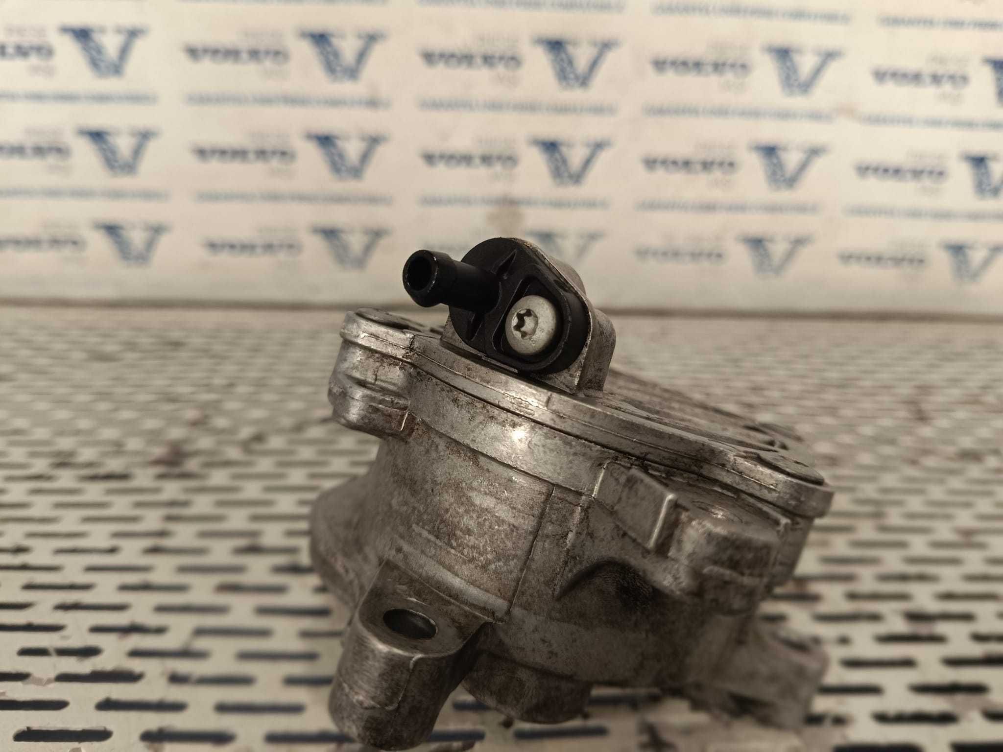 Pompa vacuum motor 2.0D3,  2.4D5 euro5 Volvo S60 V60 S80 V70 XC70 XC60
