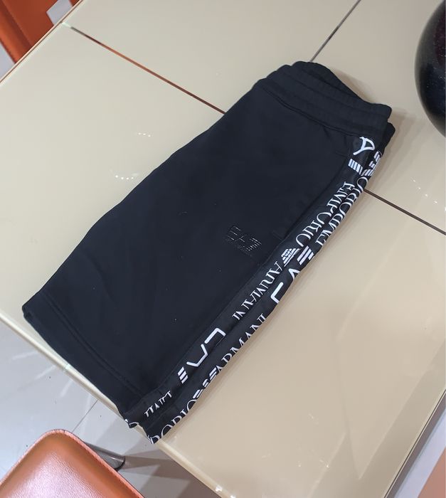 Pantaloni scurți Emporio Armani bărbați