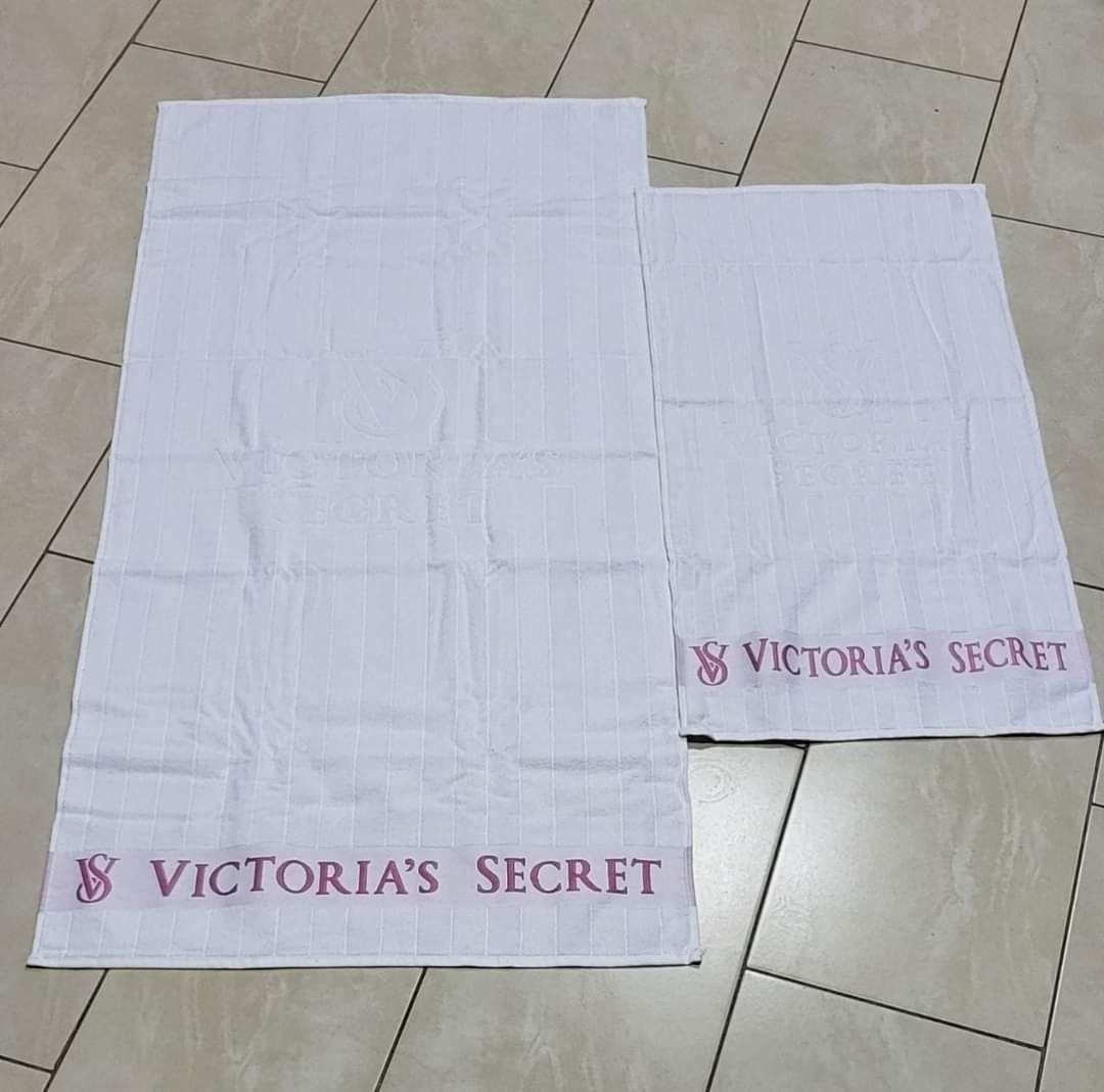 Комплект от два броя кърпи Victoria's Secret