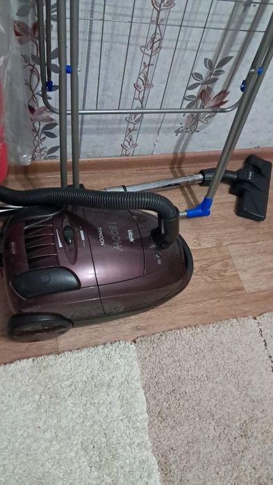 Продам пылесос vitek
